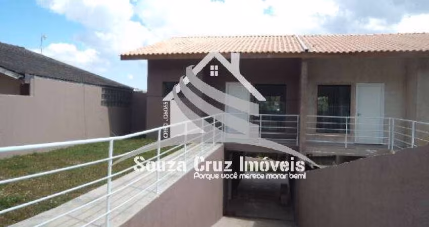Casa com 03 Quartos (Sendo 01 Suíte) - Ótima Localização !!