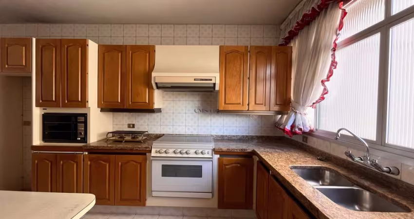 Apartamento no Centro 2 suítes - 2vagas - 266m²