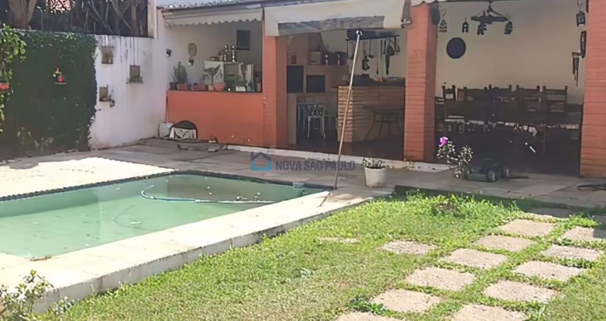 Sobrado, 4 dormitorios, Interlagos
