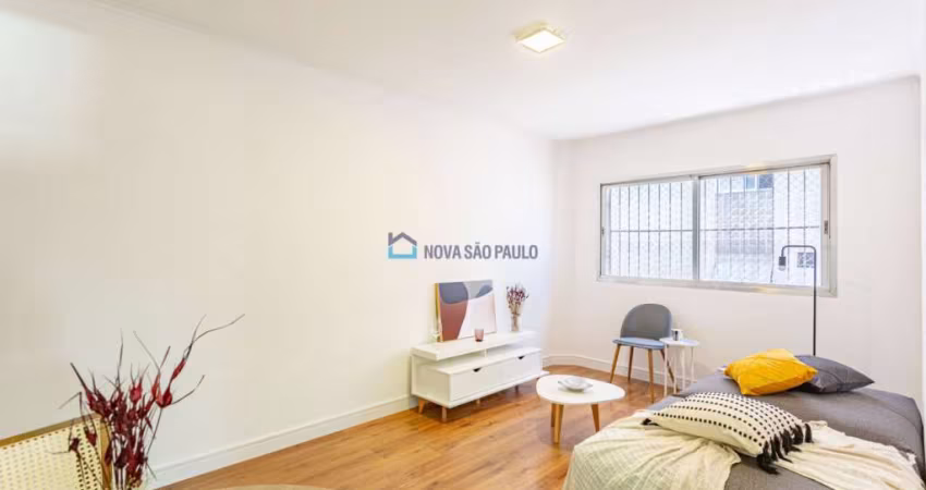 Apartamento à venda, com 61 m², 2 quartos, 1 vaga, na Saúde