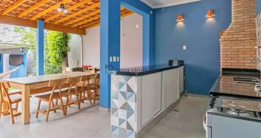 Casa à venda, com 411 m², no Jabaquara, a 800 metros do metrô