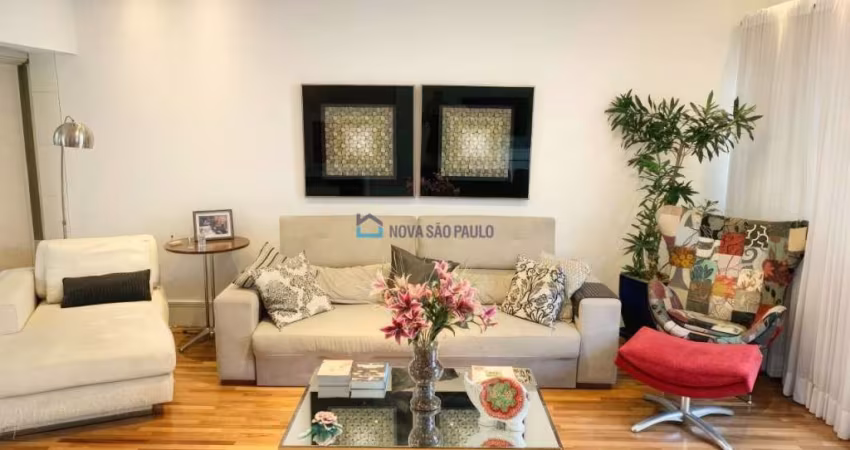 Casa de 307m², 4 Dormitórios, 4 Suítes, Ipiranga