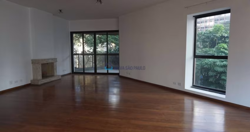 Apartamento Indianópolis 237m² 2 suítes e 3 vagas de garagem !