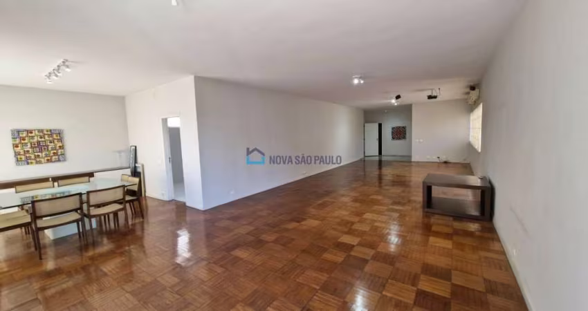Apartamento de alto padrão a venda,  com 300m² na Bela vista