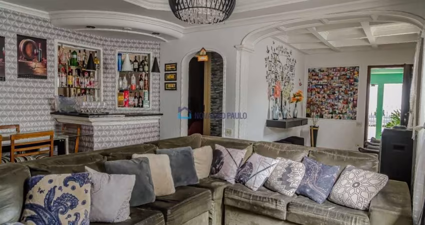 Casa térrea à venda na Vila Campestre com 6 dormitórios