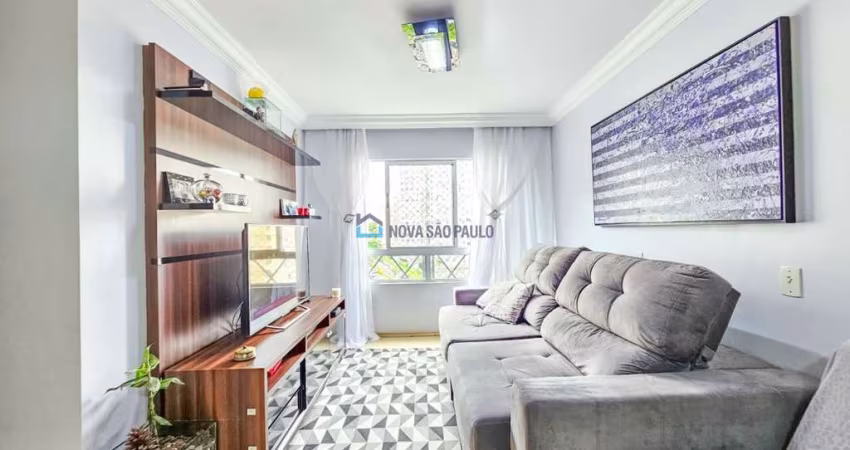 APTO 2 DORM, 1 VAGA - REFORMADO - JD. SANTA EMÍLIA