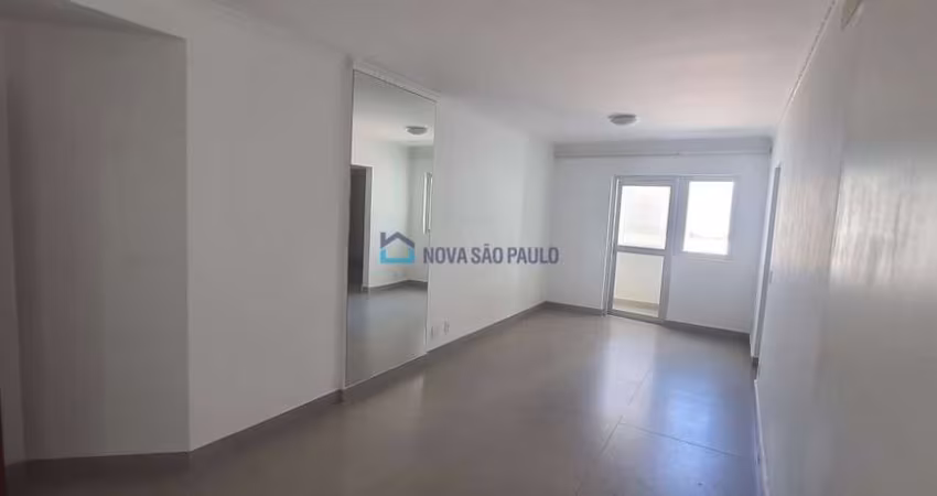 Apartamento 2 dormitórios Vila Gumercindo