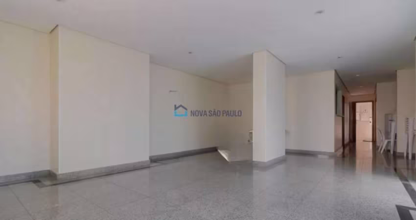 Cobertura Duplex com 3 Dormitórios e 2 suítes - 2 Vagas - Vila das Mêrces