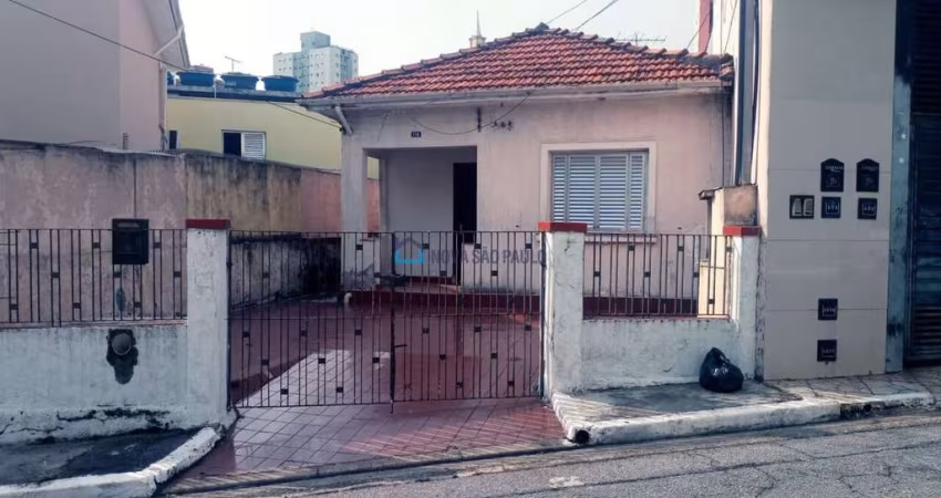 1 Casa e 2 Sobrados em terreno de 240 metros a Venda - Bosque da Saude