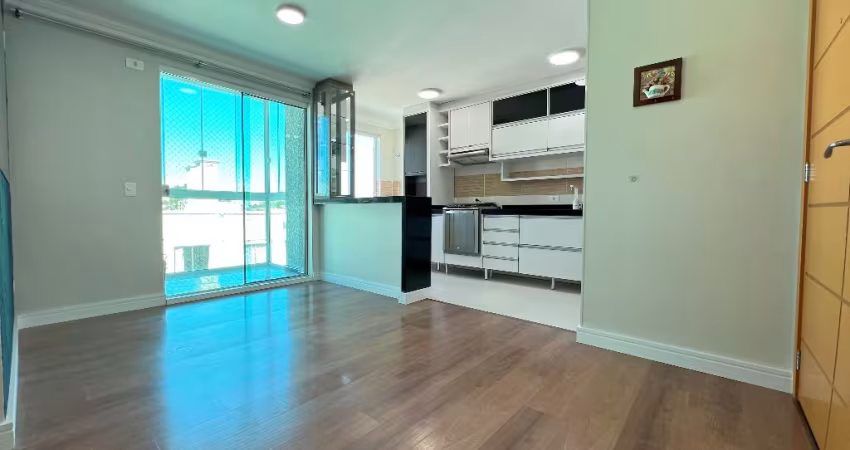 Apartamento 03 quartos com suíte semi mobiliado a venda no bairro Bom Jesus em São Jose dos Pinhais
