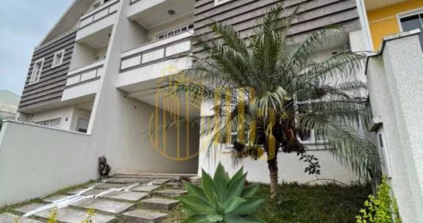 Casa de Condomínio na Cidade Industrial -  Curitiba