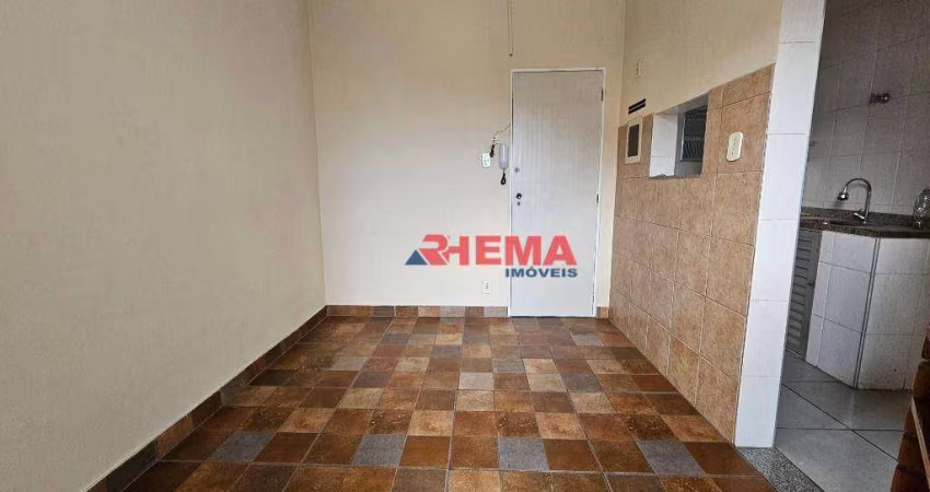 Apartamento com 1 dormitório à venda, 36 m² por R$ 295.000,00 - Boqueirão - Santos/SP