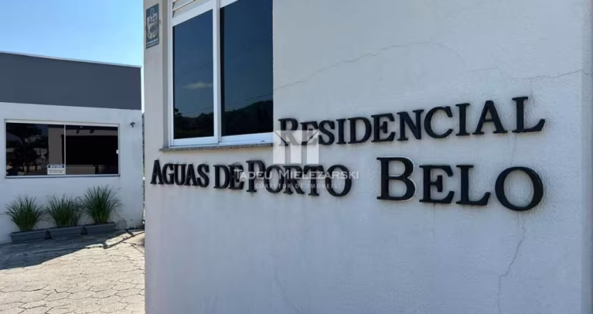 Apartamento mobiliado em Porto Belo