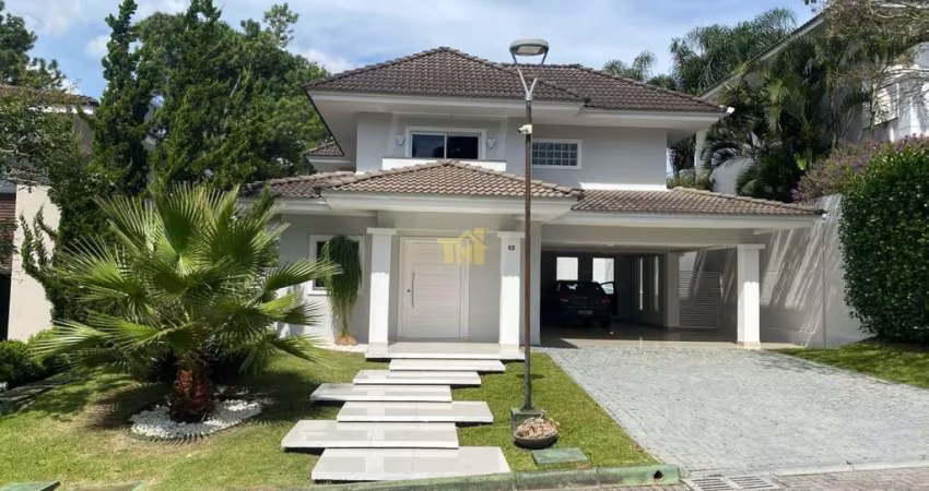 Casa em Condomínio em Santa Felicidade, com 300 m2.