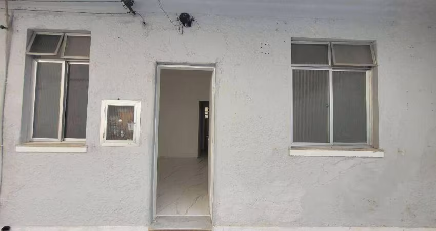 Casa com 2 dormitórios para alugar, 49 m² por R$ 1.564/mês - Penha Circular - Rio de Janeiro/RJ