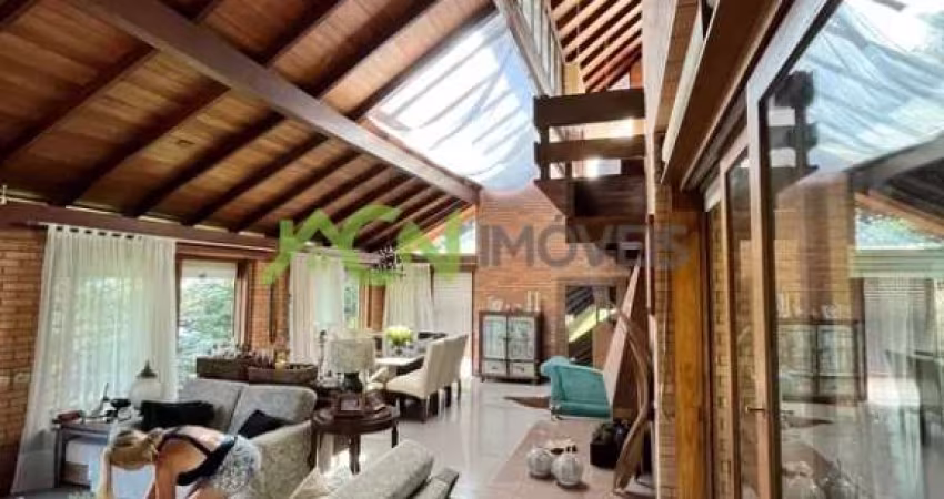 Casa com 4 dormitórios, no bairro Vista Alegre, em Ivoti