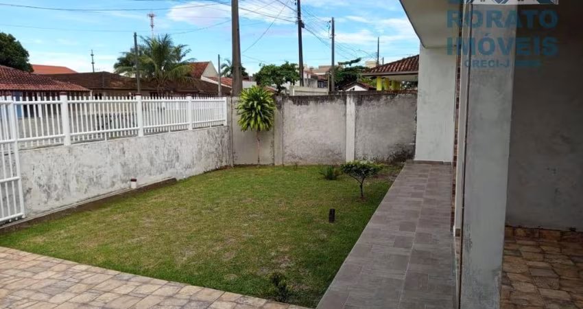 Casa em Caravelas  -  Matinhos