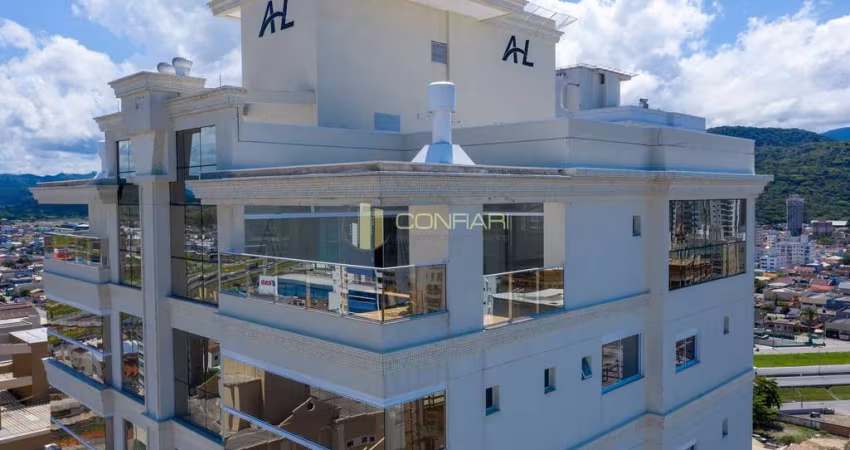 Apartamento alto padrão de 04 suítes e 03 vagas!