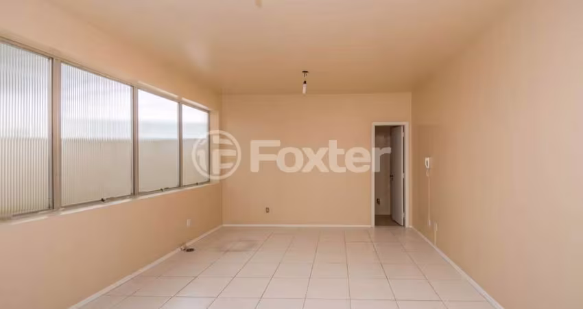 Sala comercial com 1 sala à venda na Avenida Cristóvão Colombo, 1023, Floresta, Porto Alegre