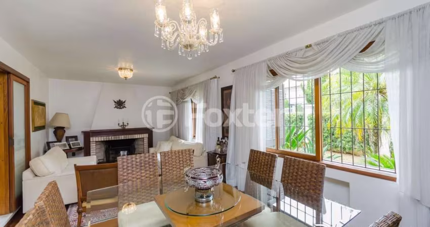 Casa comercial com 2 salas à venda na Rua Luiz Voelcker, 740, Três Figueiras, Porto Alegre
