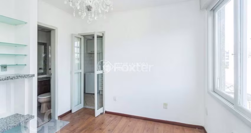 Apartamento com 1 quarto à venda na Avenida Cristóvão Colombo, 3736, Floresta, Porto Alegre