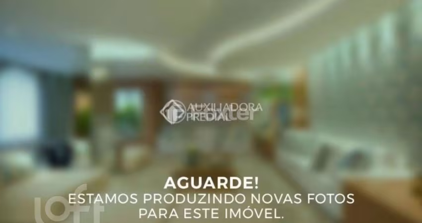 Casa com 3 quartos à venda na Rua Aparício Borges, 280, Chácara das Rosas, Cachoeirinha