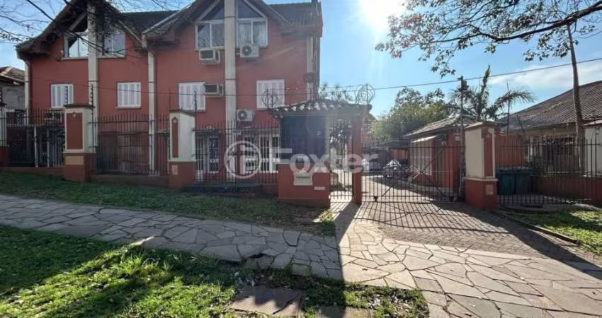 Casa em condomínio fechado com 3 quartos à venda na Rua Sepé Tiaraju, 1500, Medianeira, Porto Alegre
