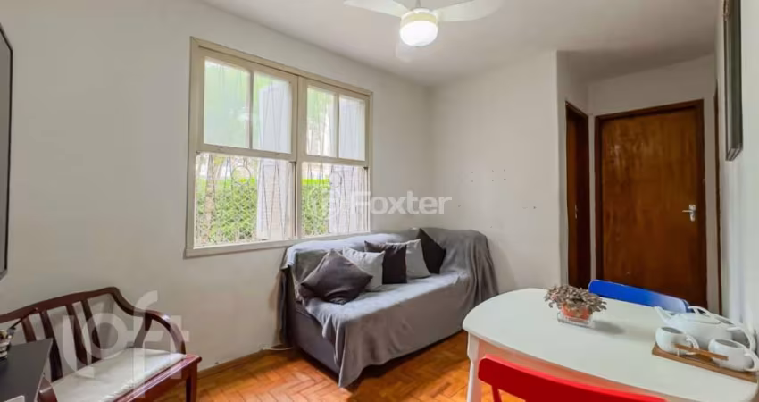 Apartamento com 2 quartos à venda na Rua Roque Calage, 180, Passo da Areia, Porto Alegre