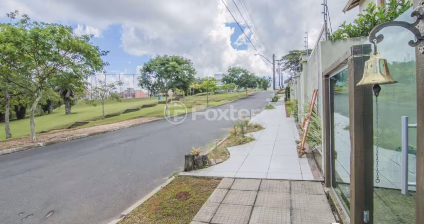 Casa em condomínio fechado com 2 quartos à venda na Rua Wilma Perpétuo, 126, Mário Quintana, Porto Alegre