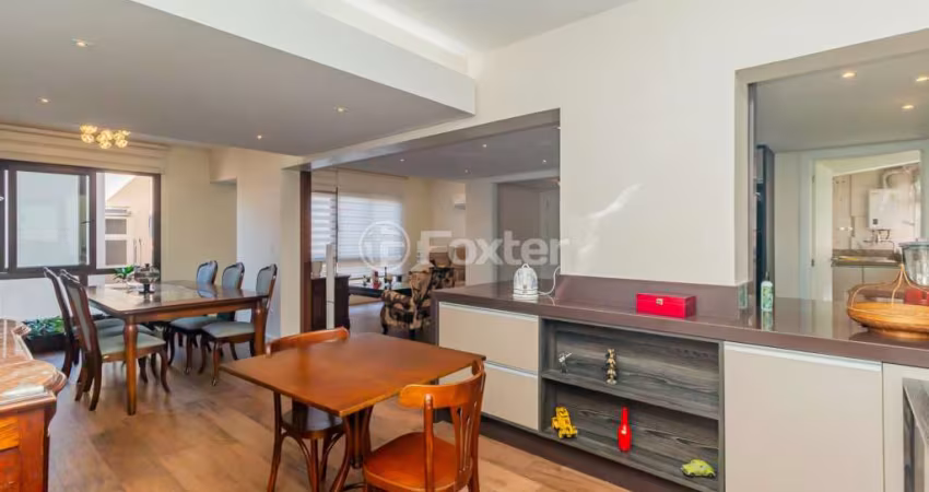 Apartamento com 3 quartos à venda na Avenida Coronel Lucas de Oliveira, 1510, Bela Vista, Porto Alegre