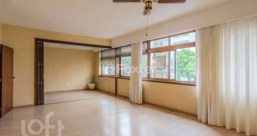 Apartamento com 3 quartos à venda na Avenida Venâncio Aires, 552, Farroupilha, Porto Alegre
