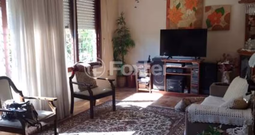 Casa com 3 quartos à venda na Avenida dos Gaúchos, 570, Sarandi, Porto Alegre