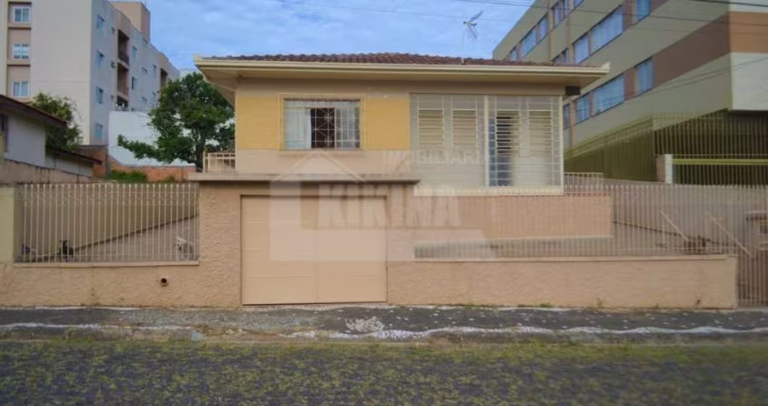 Casa Residencial com 3 quartos  à venda, 156.50 m2 por R$550000.00  - Centro - Ponta Grossa/PR