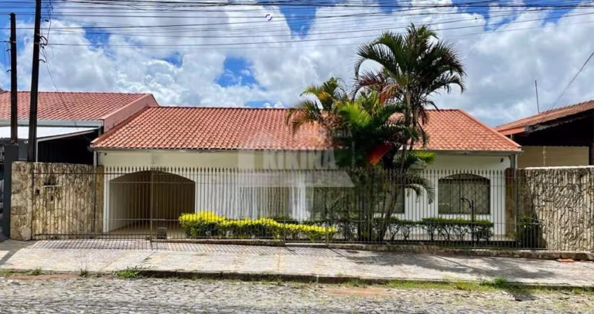 Casa Residencial com 3 quartos  à venda, 200.00 m2 por R$980000.00  - Jardim Carvalho - Ponta Grossa/PR
