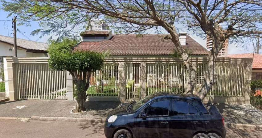 Casa Residencial com 3 quartos  à venda, 340.00 m2 por R$1100000.00  - Jardim Carvalho - Ponta Grossa/PR