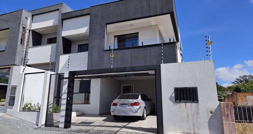 Sobrado com 3 quartos  à venda, 175.00 m2 por R$750000.00  - Uvaranas - Ponta Grossa/PR