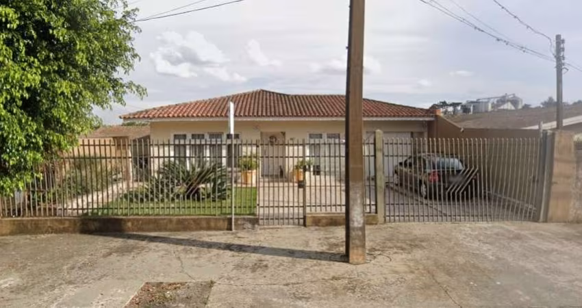 Casa Residencial com 3 quartos  à venda, 265.00 m2 por R$900000.00  - Oficinas - Ponta Grossa/PR