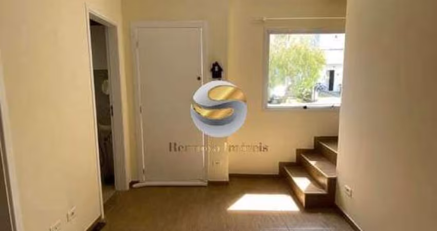 CASA RESIDENCIAL VIVA VIDA, RECEM PINTADA, 2 VAGAS.