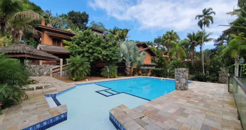 Casa Alto Padrão para Venda em Balneario Praia do Perequê Guarujá-SP