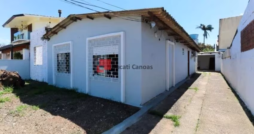 Casa Térrea com 04 dormitórios