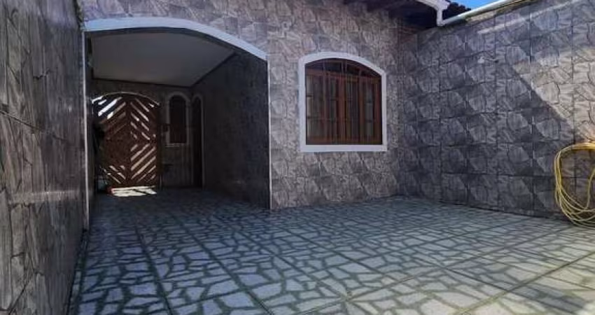 Casa à venda em Mongaguá, Balneário Itaóca, com 2 quartos, com 68 m²