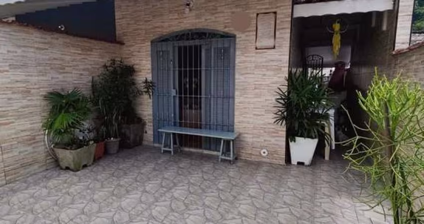 Casa à venda em Mongaguá, Balneário Itaóca, com 2 quartos, com 66 m²