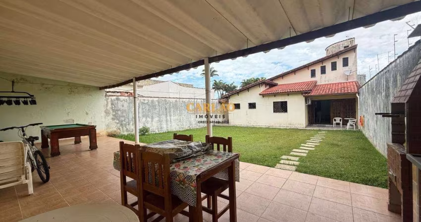 Casa à venda em Mongaguá, Vila Anhanguera, com 2 suítes, com 130 m²