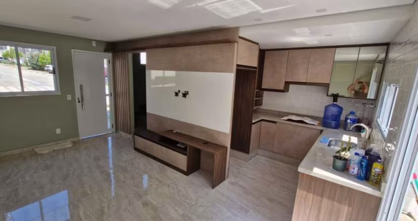 Casa em Condomínio para Venda em Suzano, Chácara Faggion, 2 dormitórios, 2 banheiros, 2 vagas