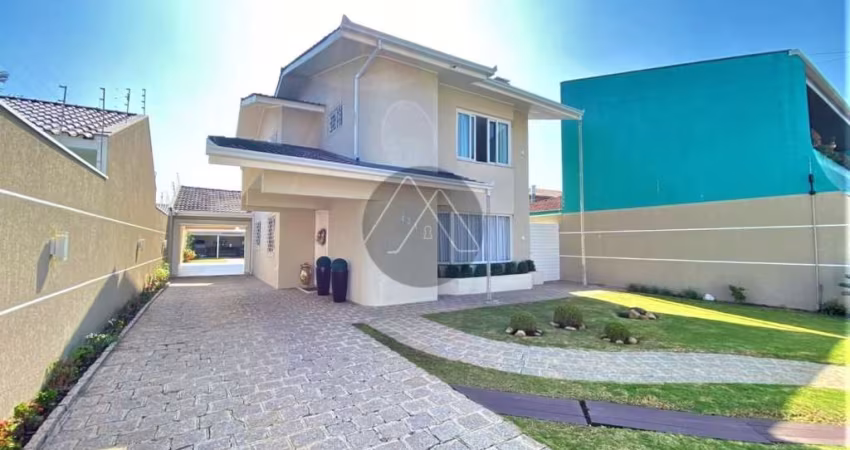 Residencial alto padrão com 300 m² semi mobiliada, bem localizada no bairro São Pedro