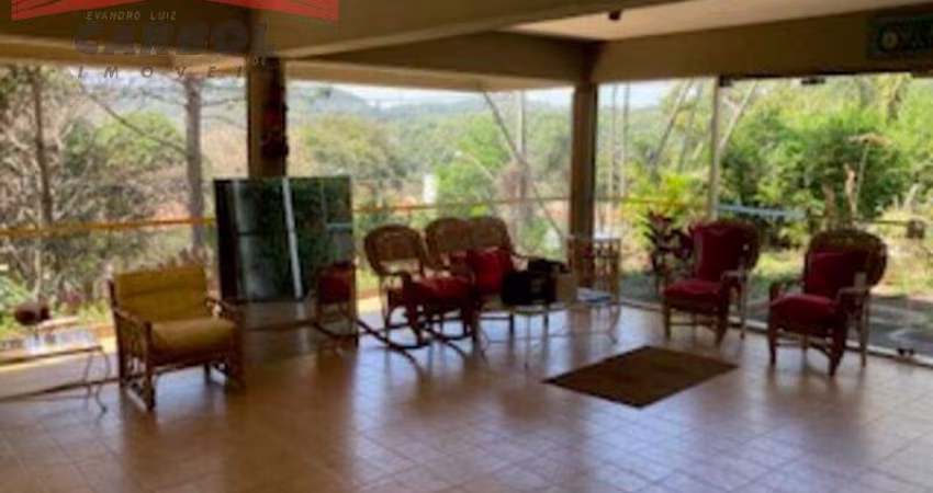 MALOTA - AT 5.000m² - AC 484m²