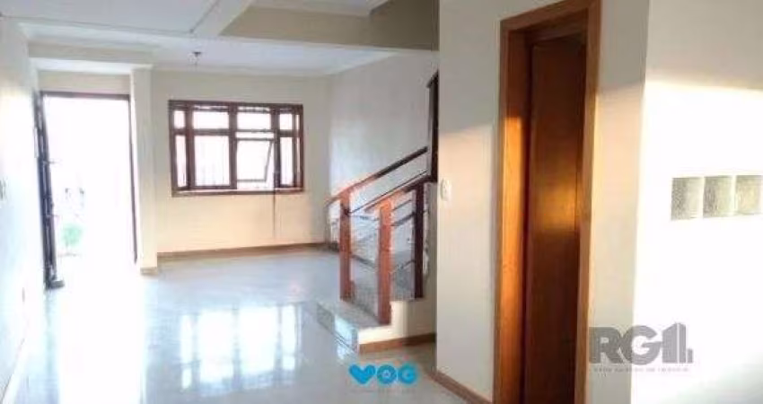 Casa de 2 dormitórios 2 vagas - Parque Santa Fé