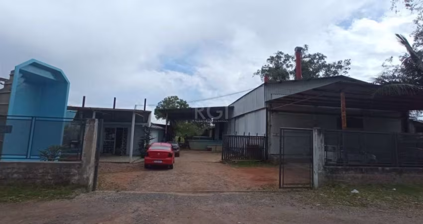 Pavilhão comercial no Bairro Hípica