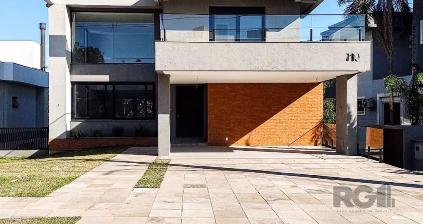 Casa Condominio para Venda - 349m², 3 dormitórios, sendo 3 suites, 2 vagas - Alp