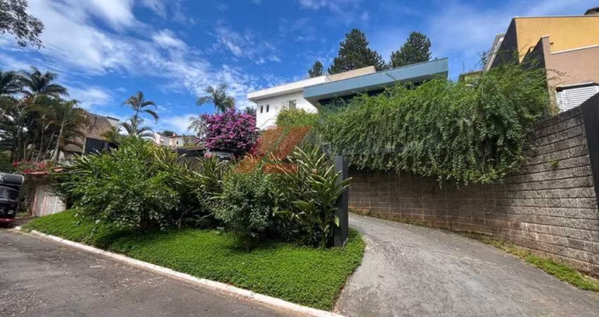 Casa em Condomínio de Luxo à Venda em Nova Higienópolis, Jandira-SP: 3 Quartos, 3 Suítes, 4 Vagas - Imperdível!